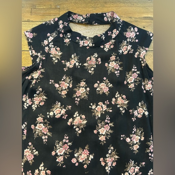 ANGIE Black with pink Floral Cold Shoulder Dress Open Back Bohemian Fall - Picture 7 of 15